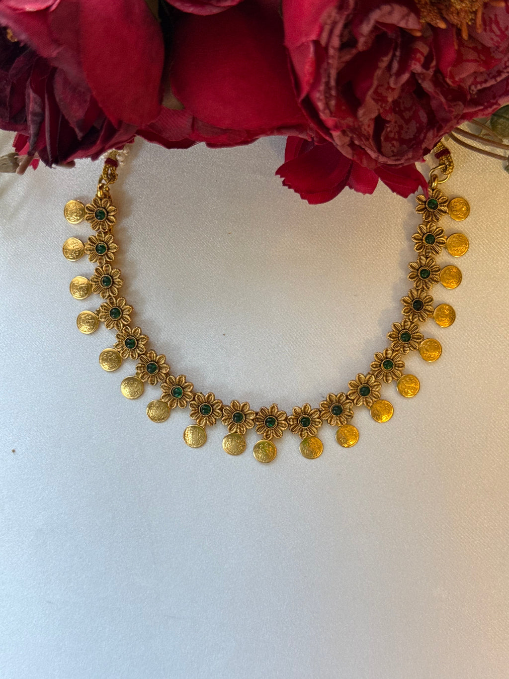 Green Floral Coin Necklace with Earrings
