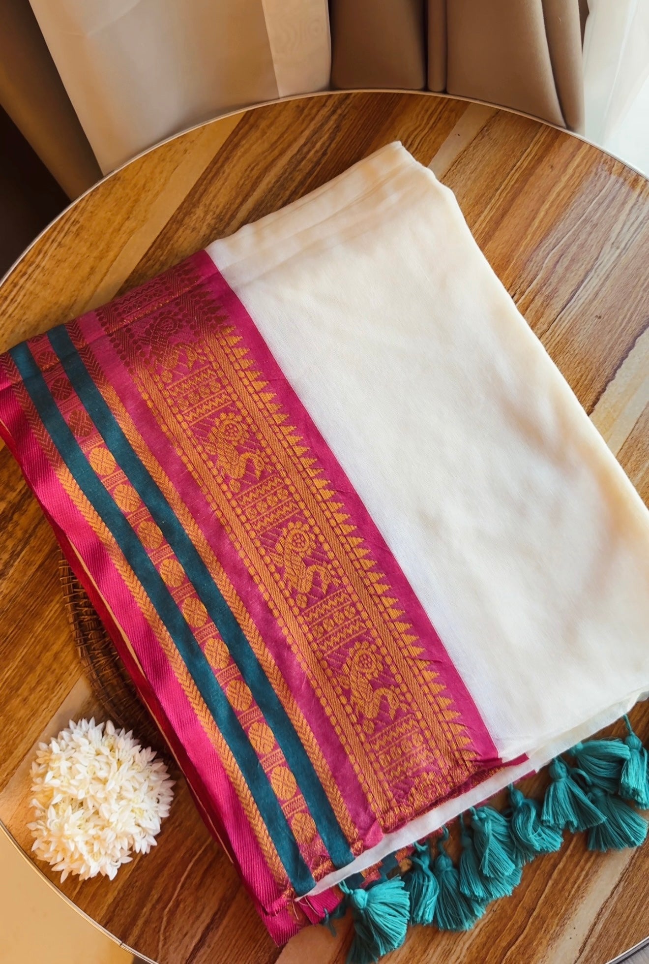 Vaidehi Mul Cotton Saree