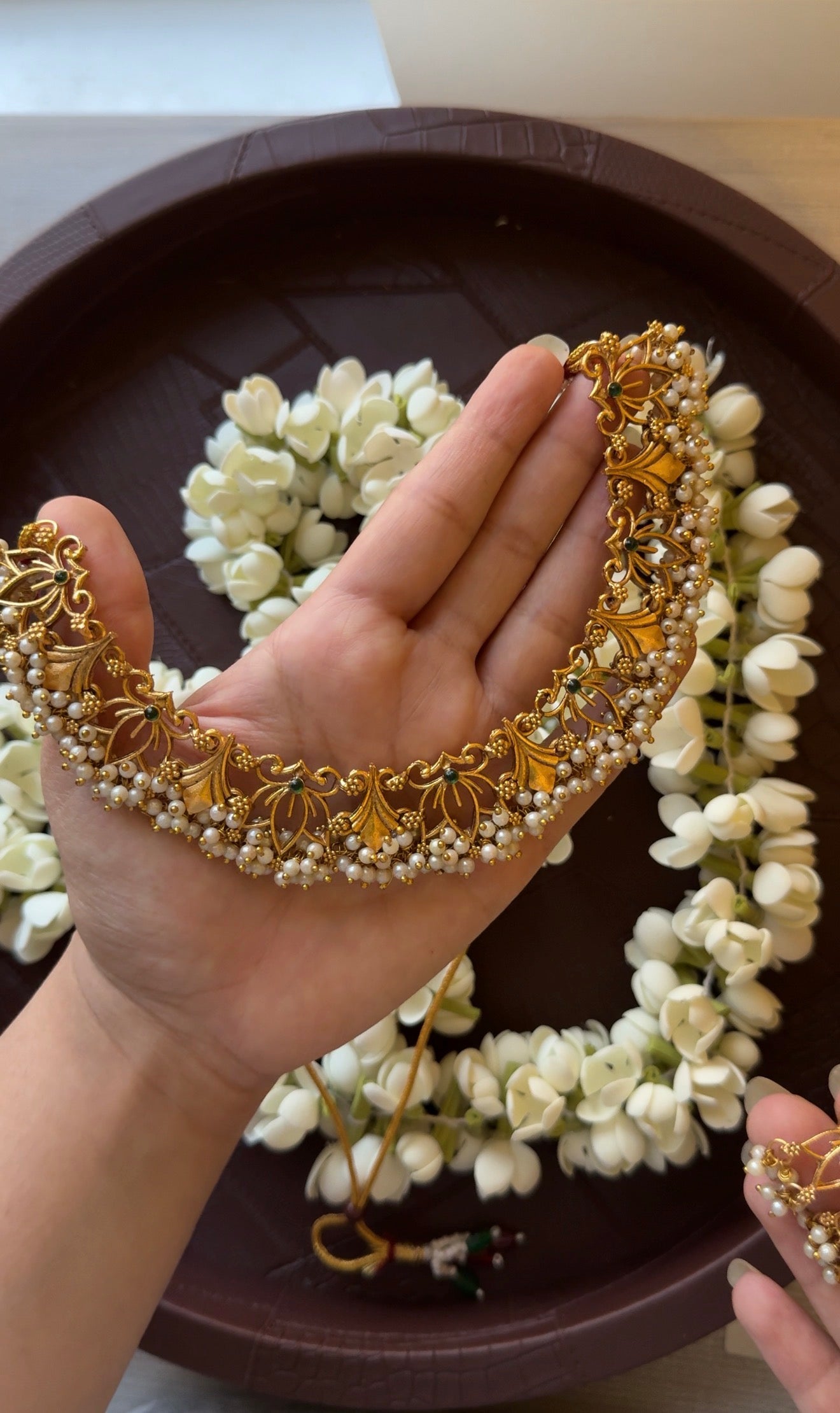 Non Idol Pearl Necklace with Earrings
