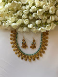Ahaana Necklace with Earrings