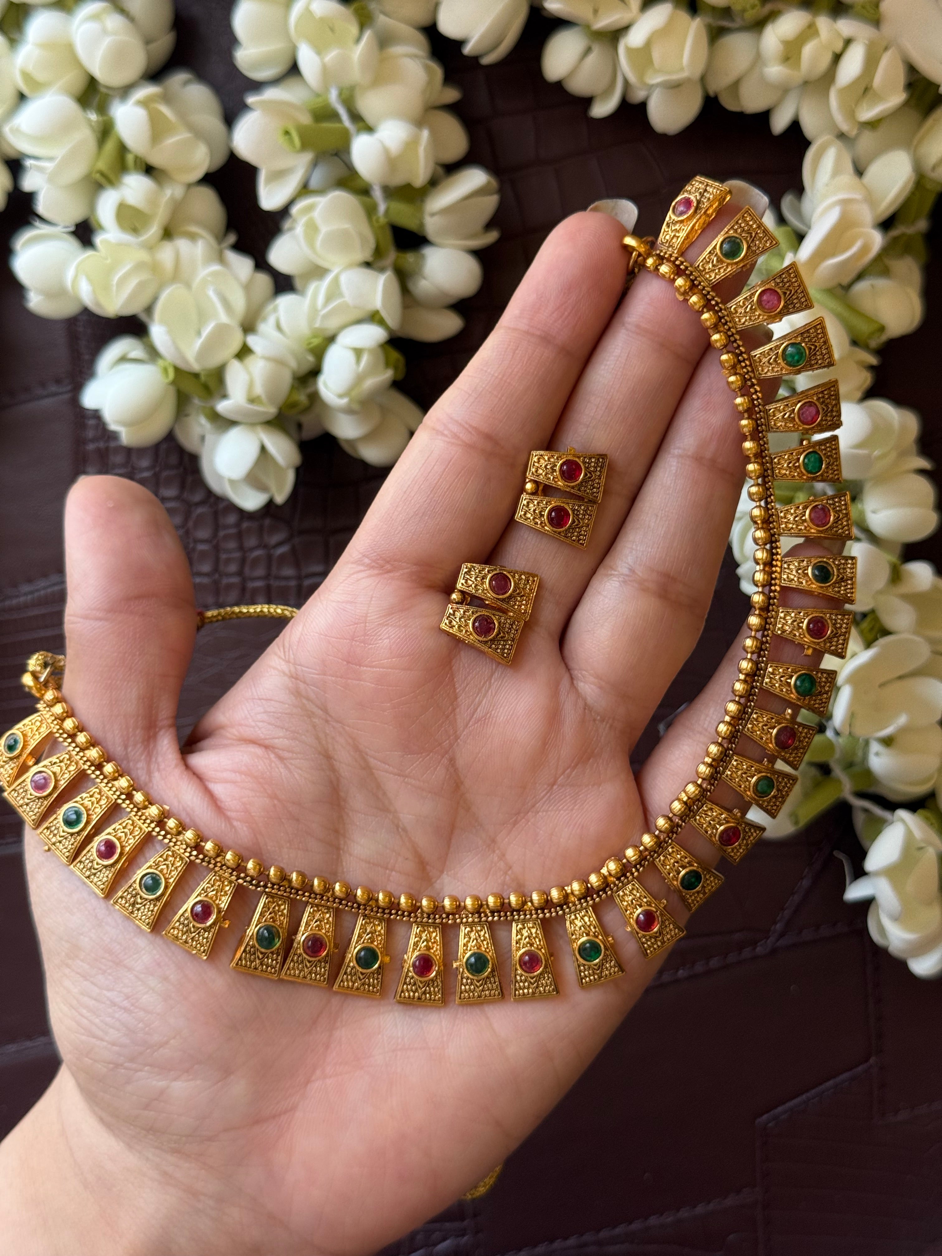 Multi stone Necklace with Earrings