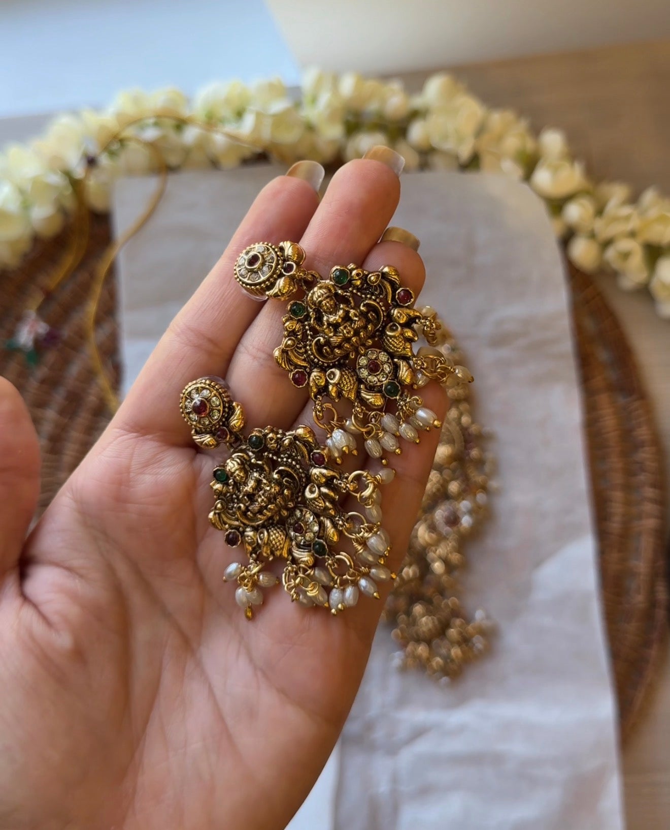 Antique Heavy Necklace with Earrings