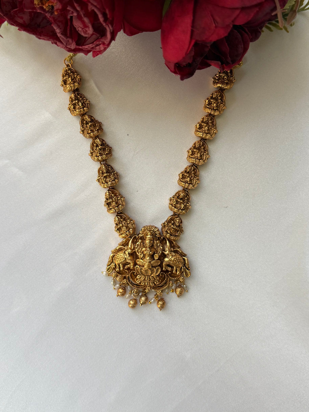 Lakshmi Nagas With Jhumka