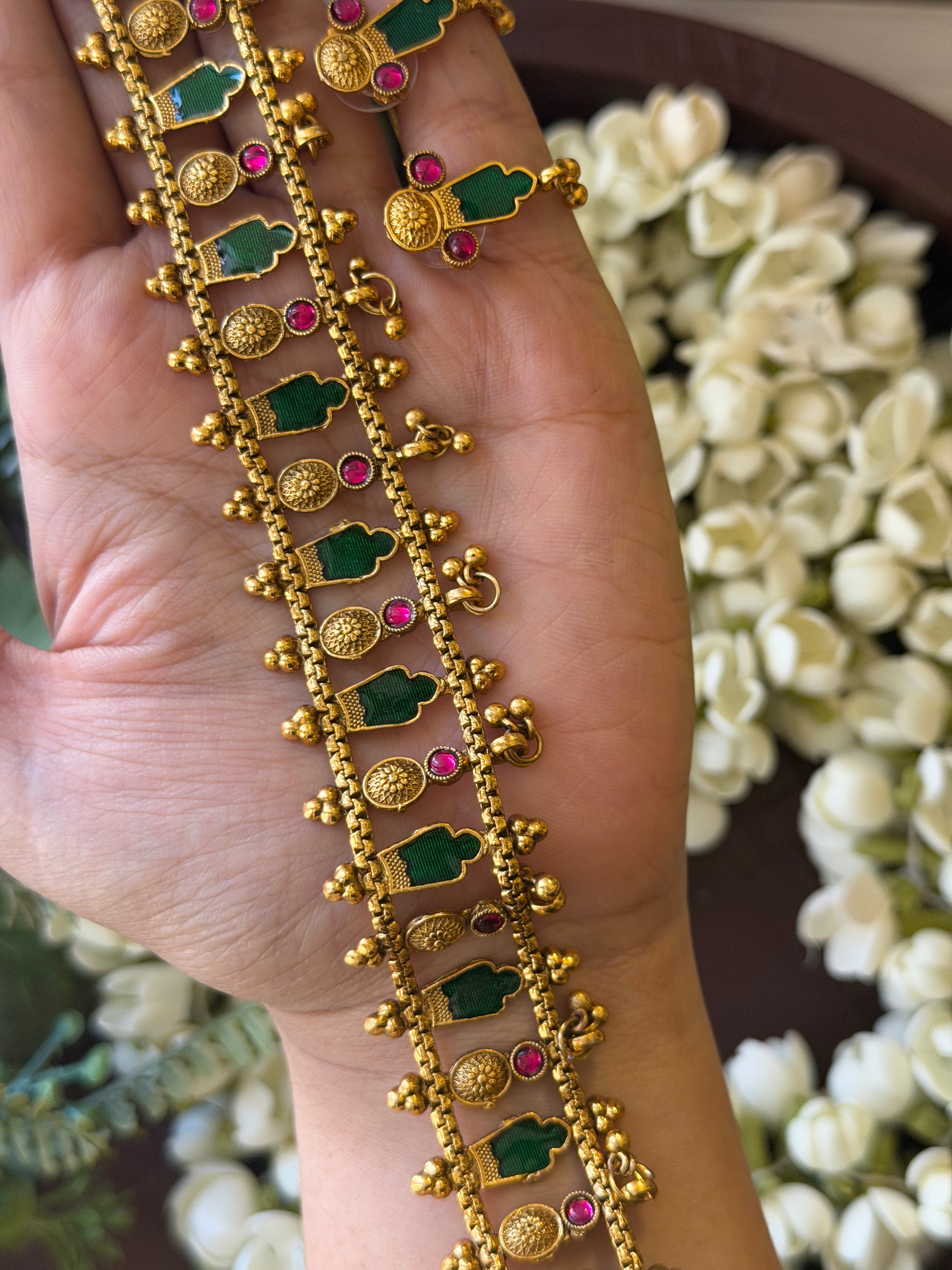 Green Palakka Choker with Earrings