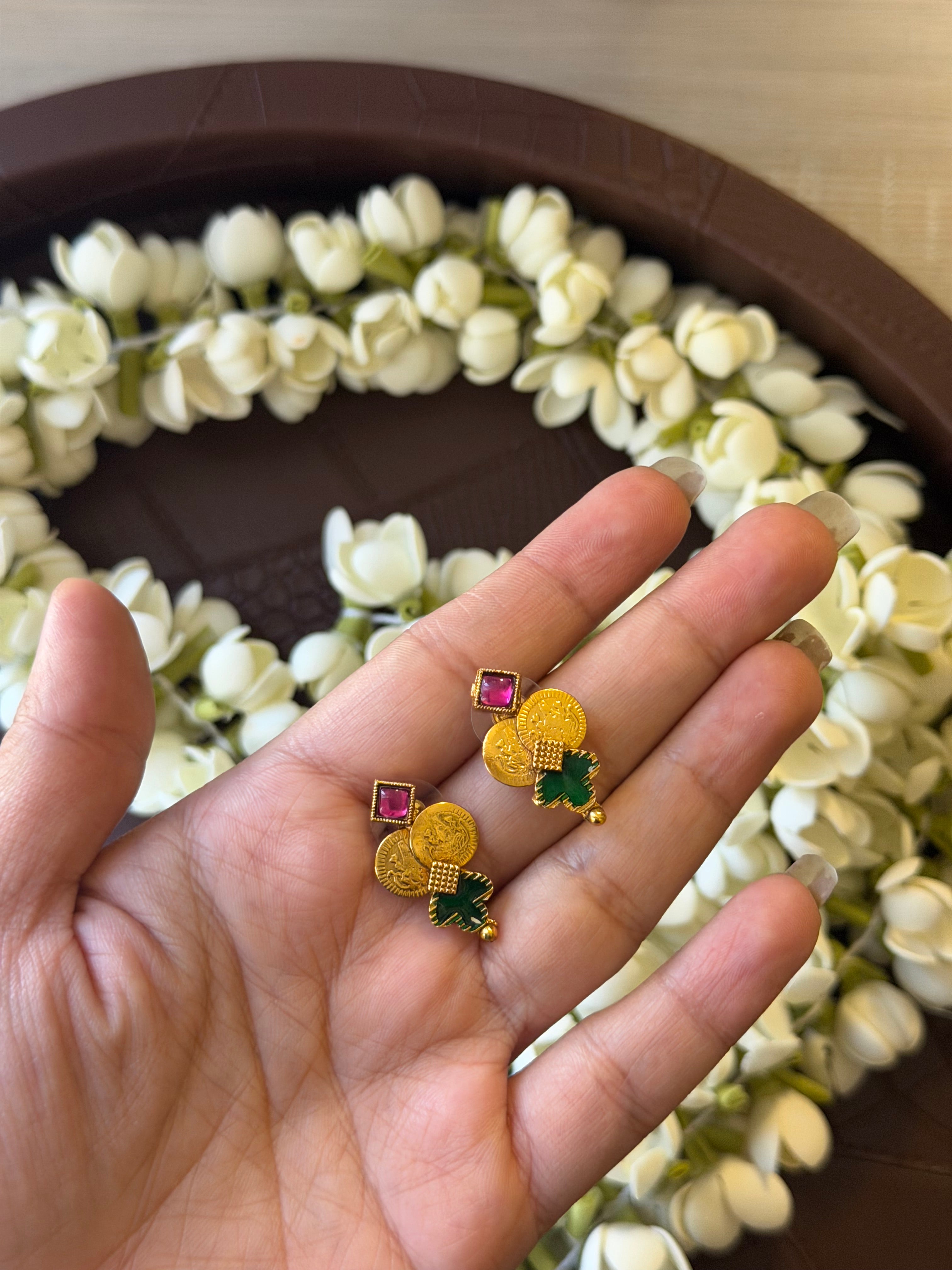 Multi Choker with Earrings