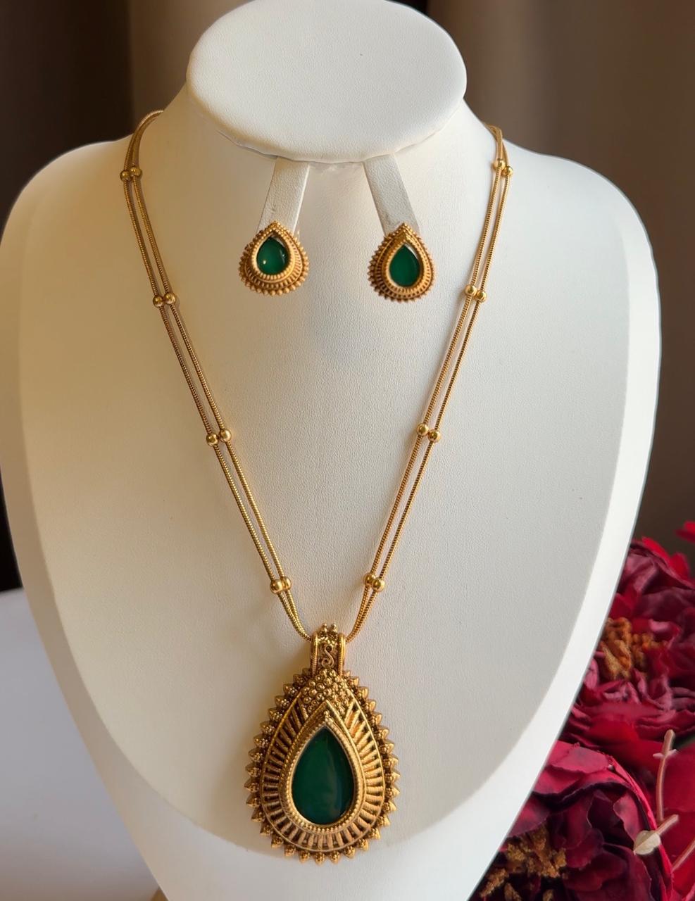 Premium Jade Mini Haram Necklace With Earrings