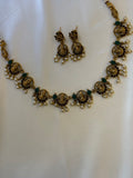 Green stone Choker Necklace With Earrings