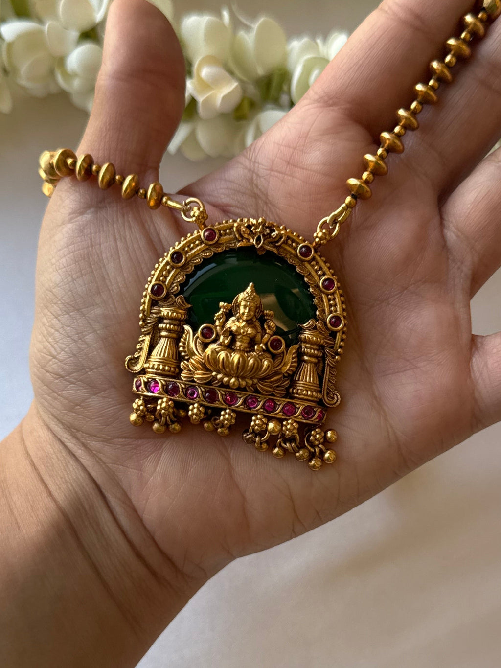Green Nagas With Earrings