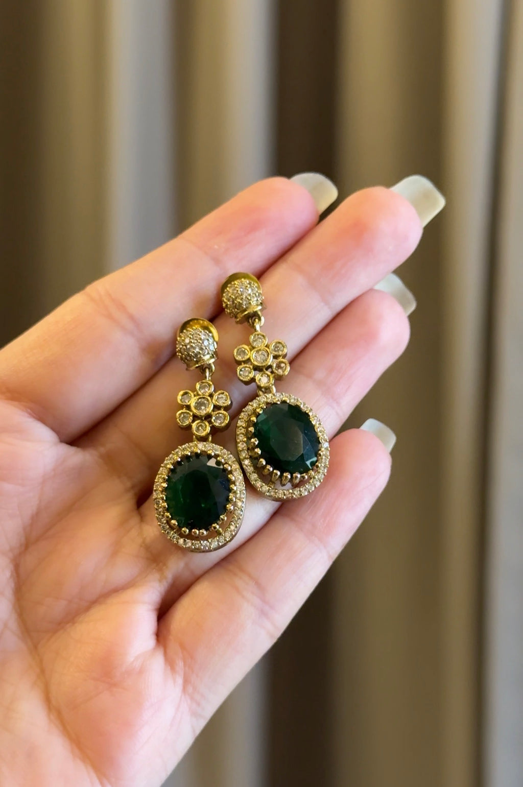 Emerald Diamond Necklace with Earrings