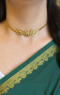 Three Flower choker Necklace with Earrings