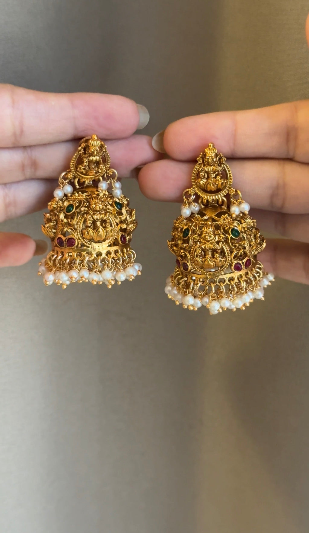 Mota  Pearl Jhumka