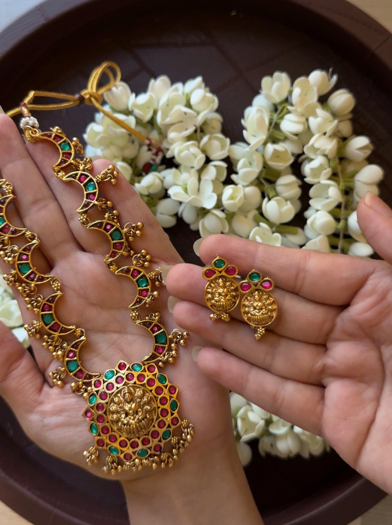 Moon Kemp Necklace with Earrings