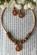TANVIKA NECKLASE WITH EARINGS
