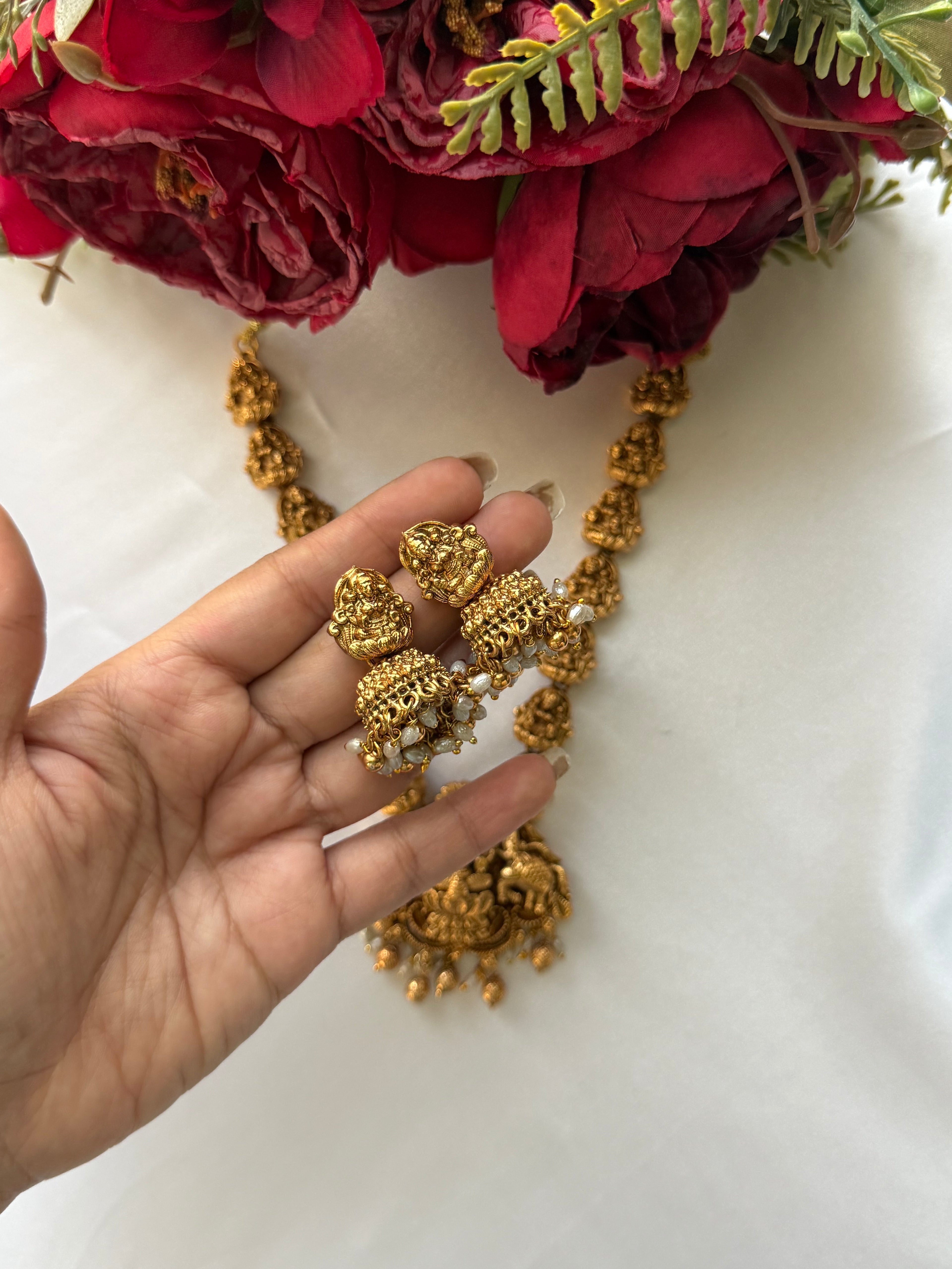 Lakshmi Nagas With Jhumka