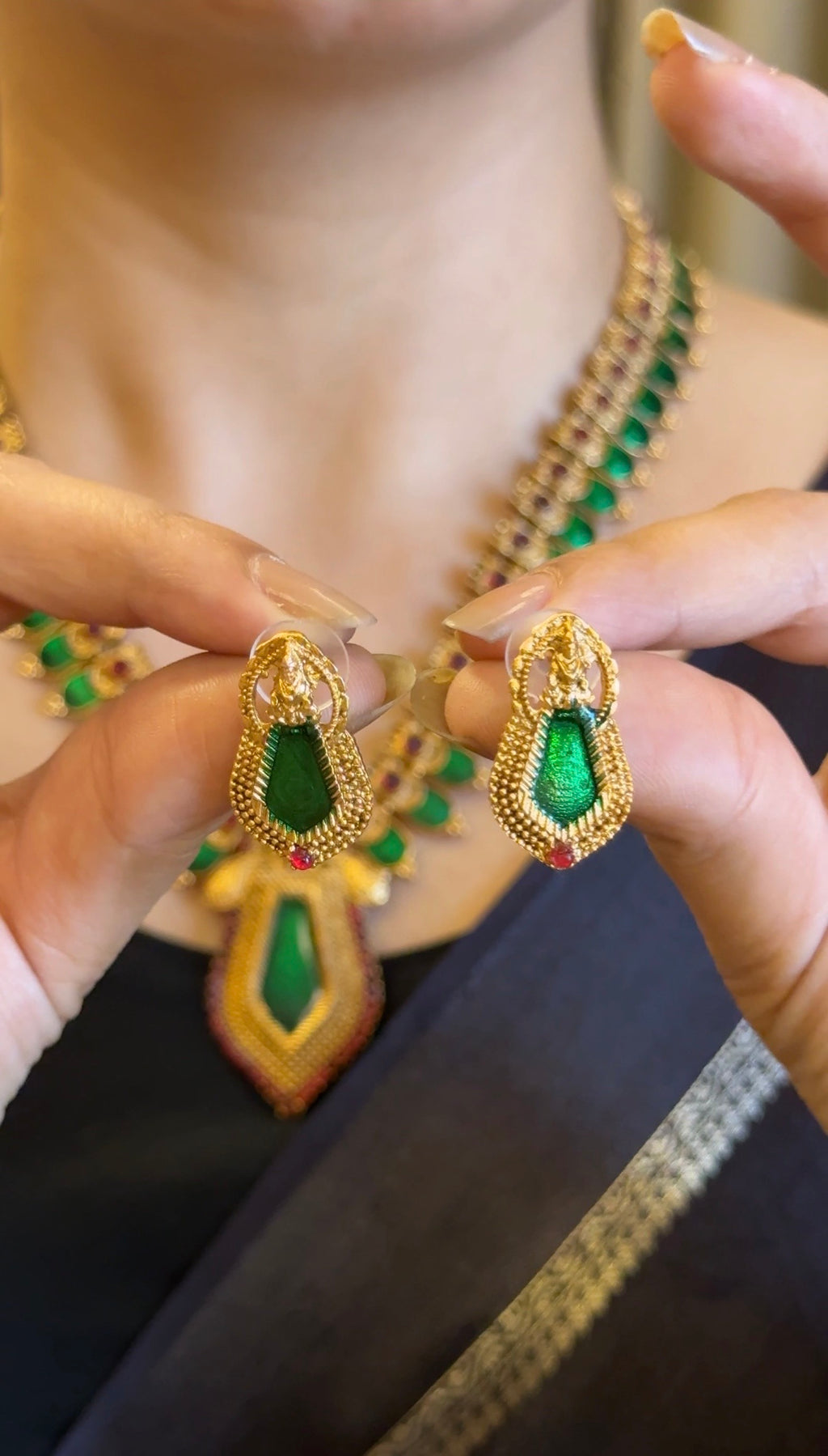 Green Palakka Haram With Earrings