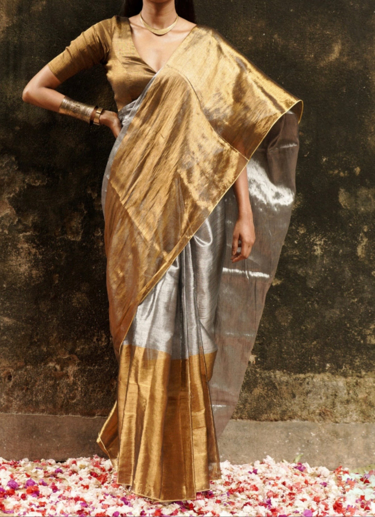 SONA CHANDI TISSUE SAREE( Gold)