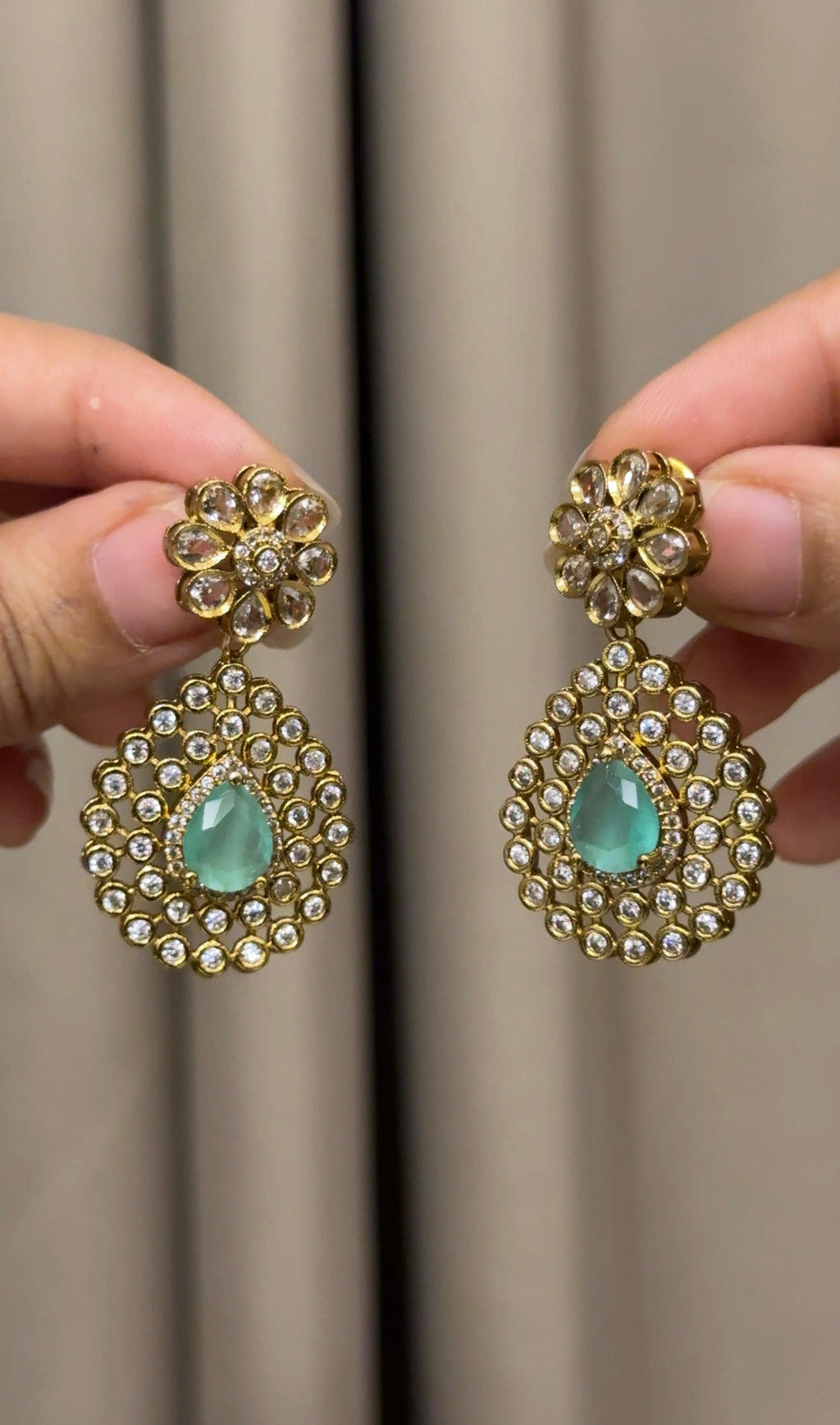 Turquoise Diamond Hasli with Earrings