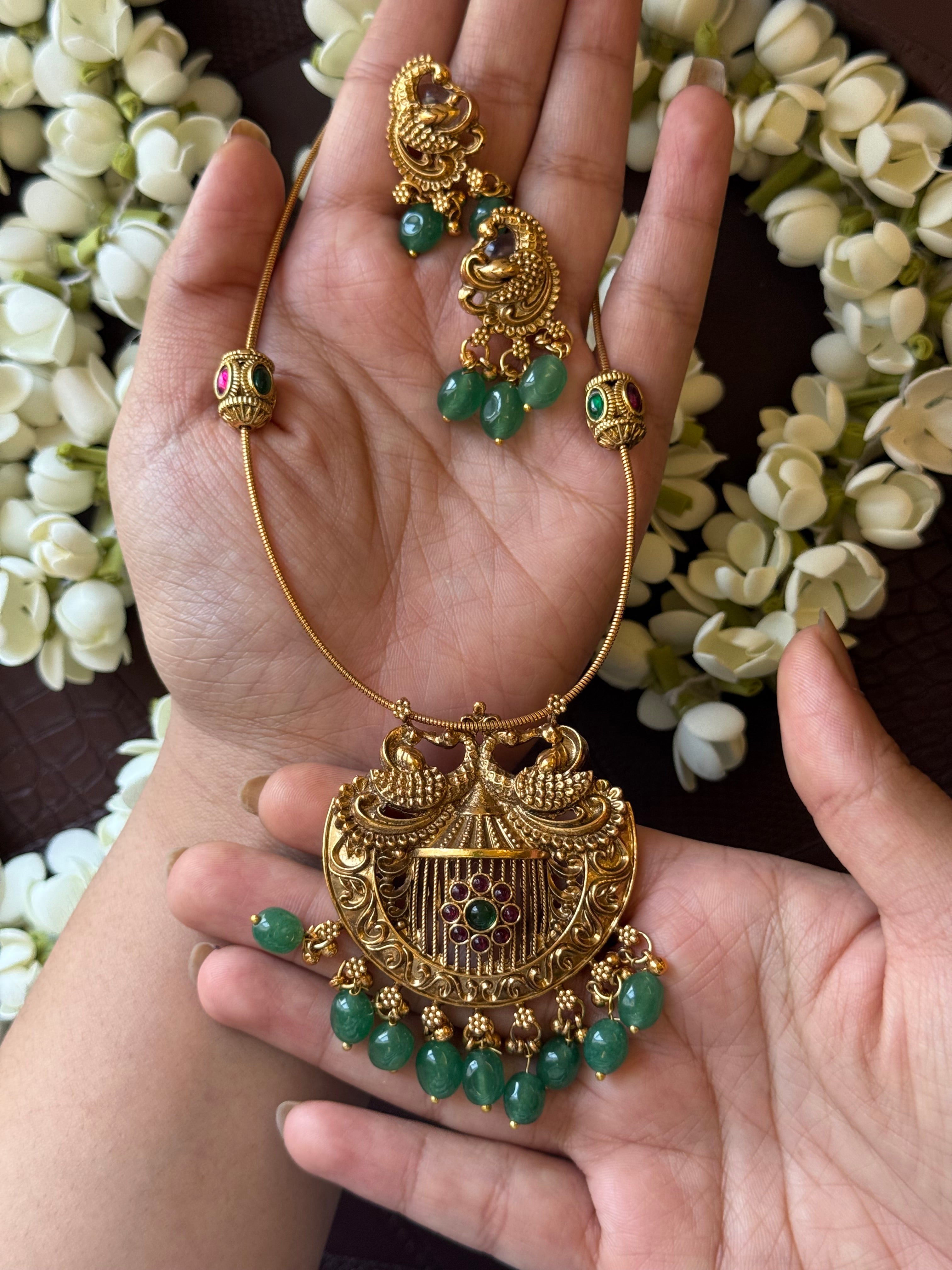 Non Idol Jade Necklace with earrings