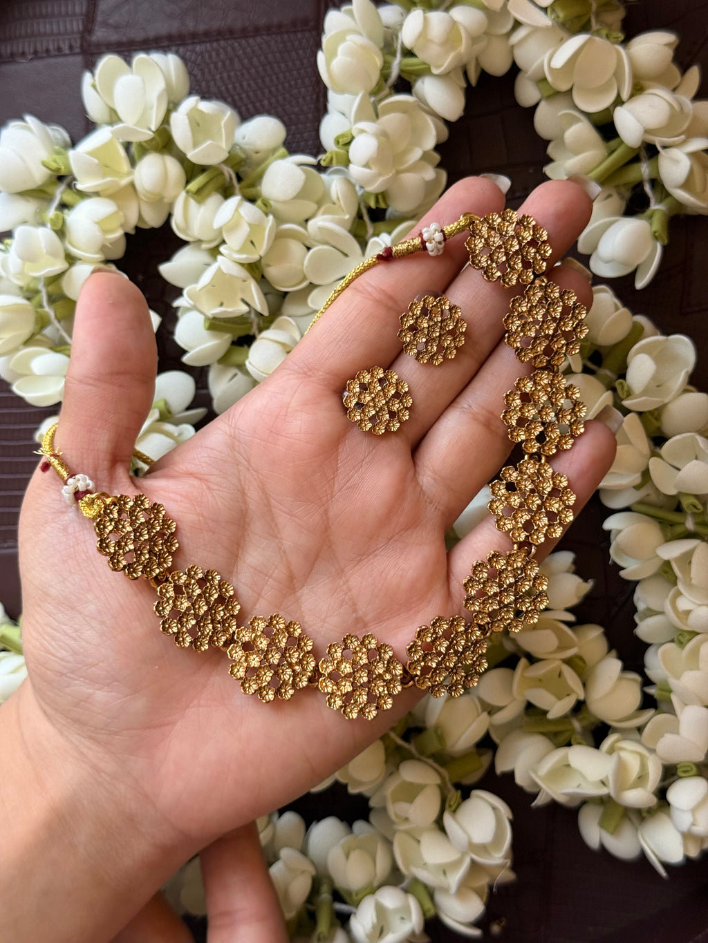 Gold Simple Choker with Earrings