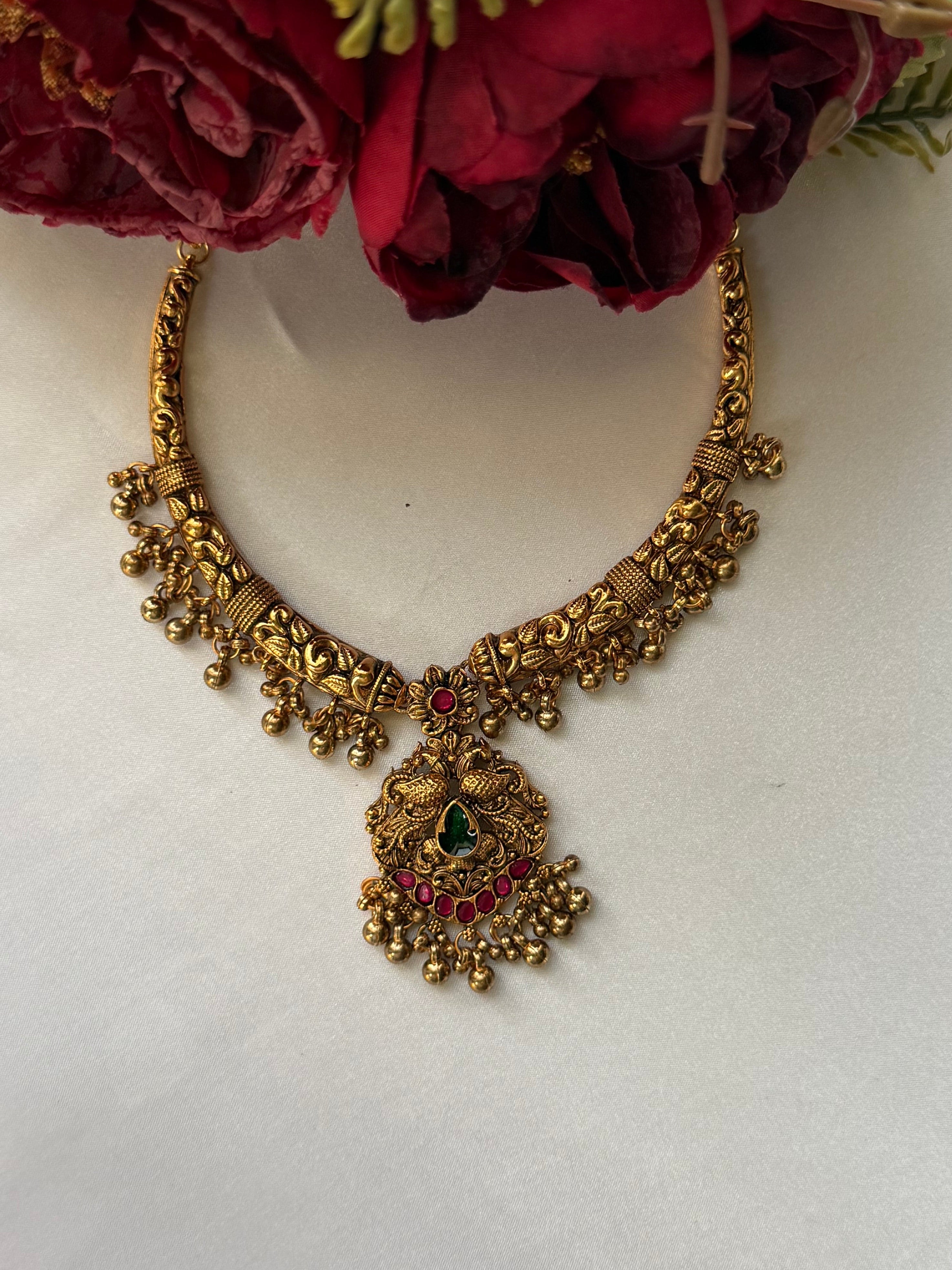 Non Idol Gold Hasli With Jhumkas