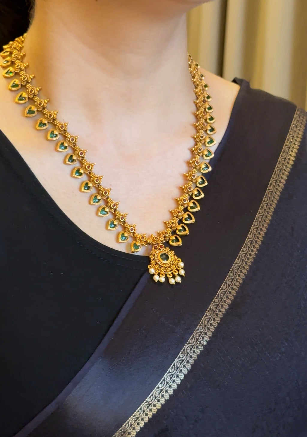 Green Palakka Haram With Earrings