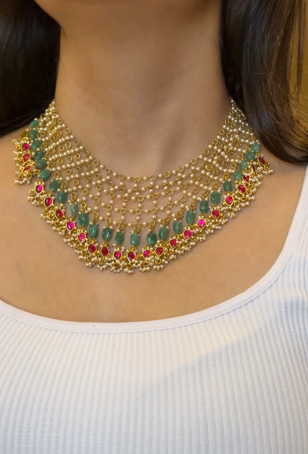 Premium Viral Pearl Necklace