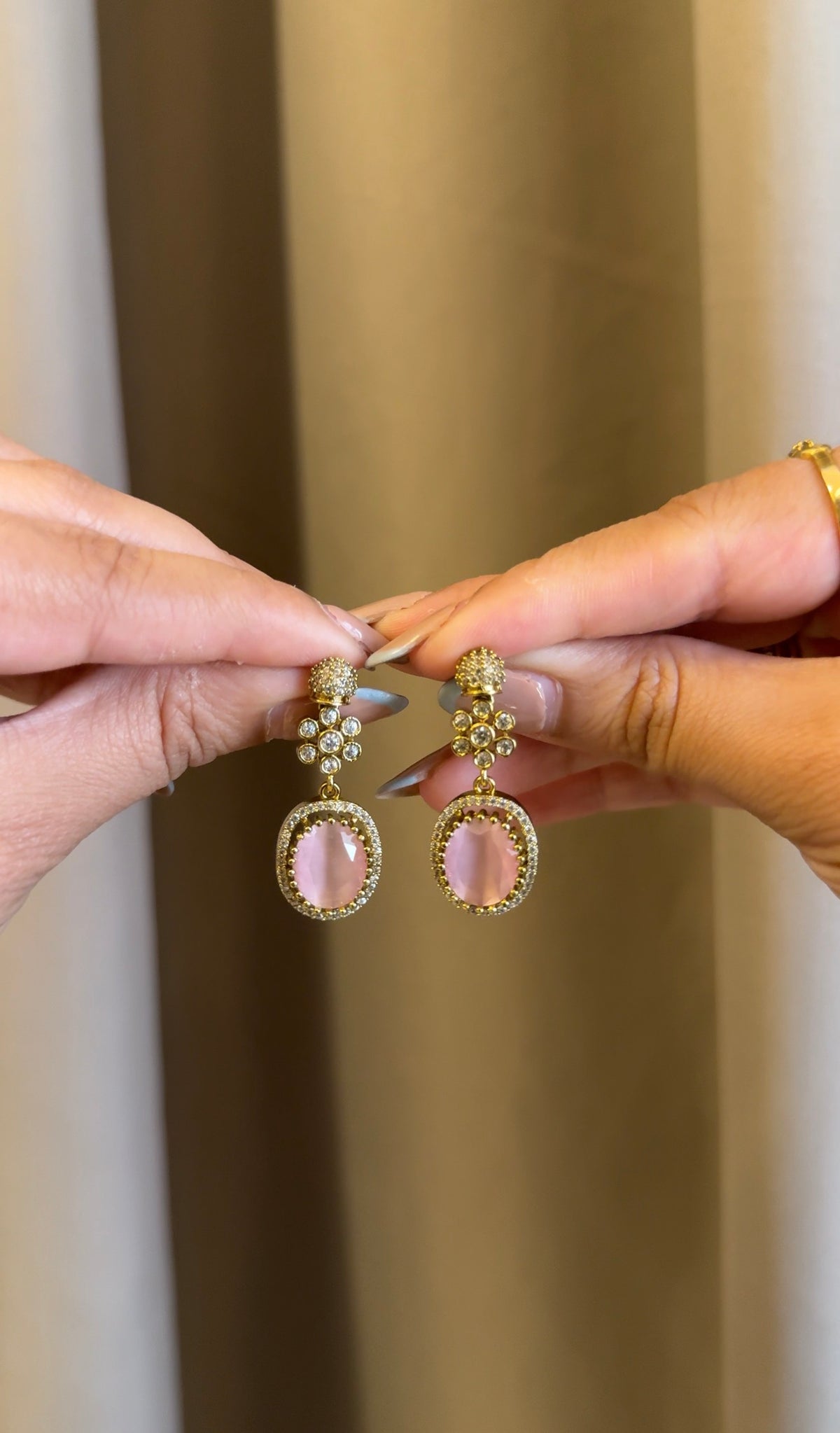 Pastel Pink  Necklace with Earrings