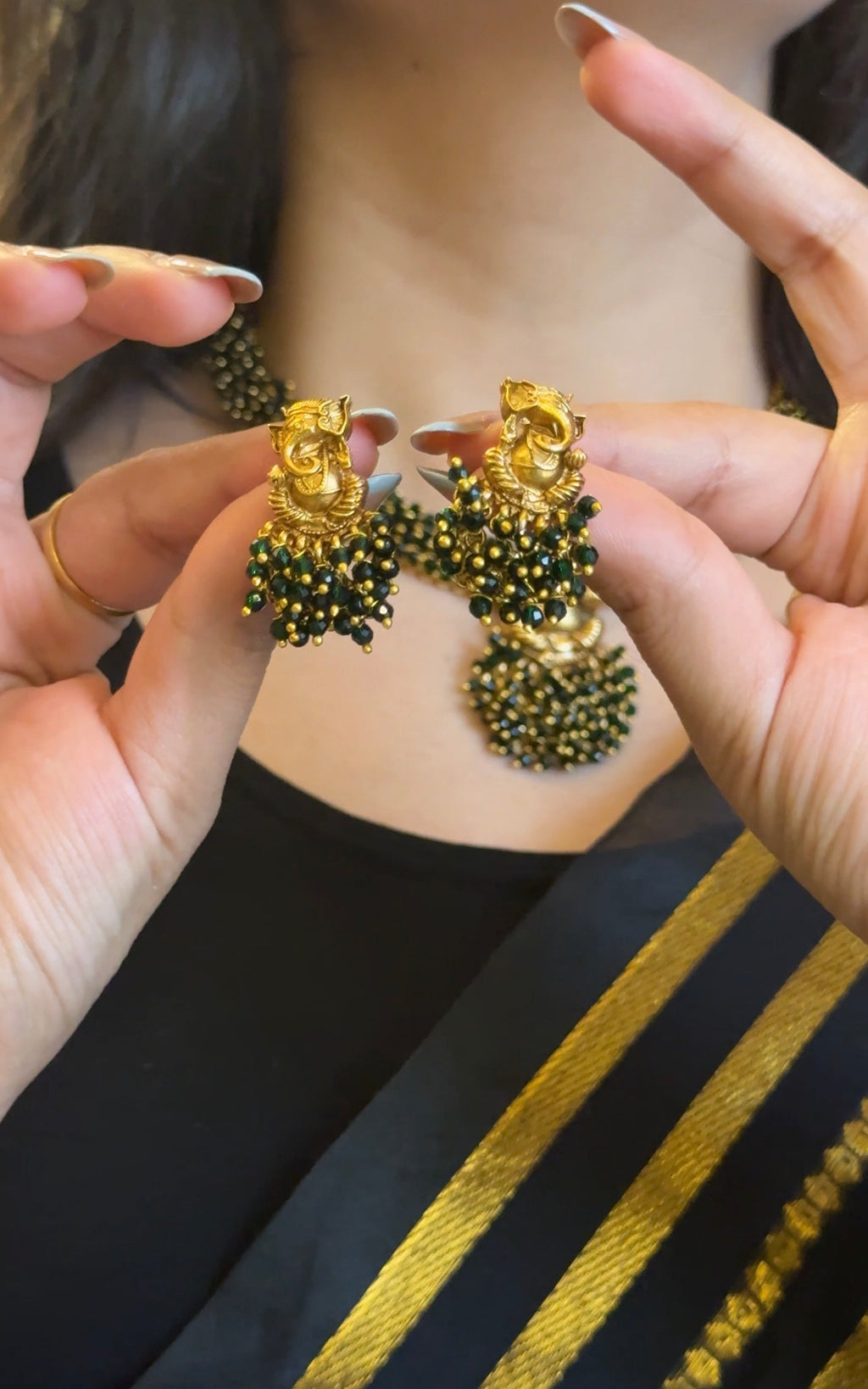 Forest Green Ganesha Necklace with Earrings