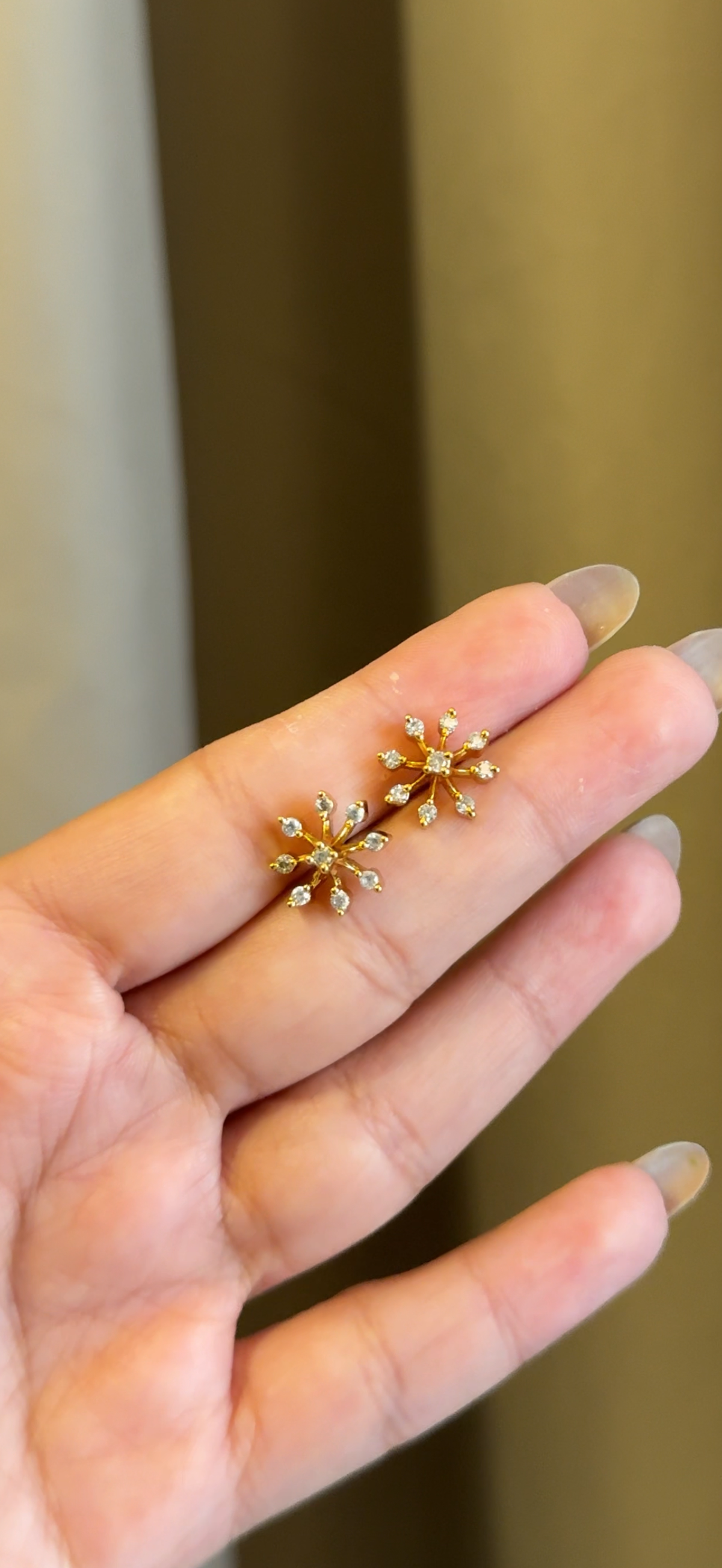 Gold Diamond Replica Necklace with Earrings
