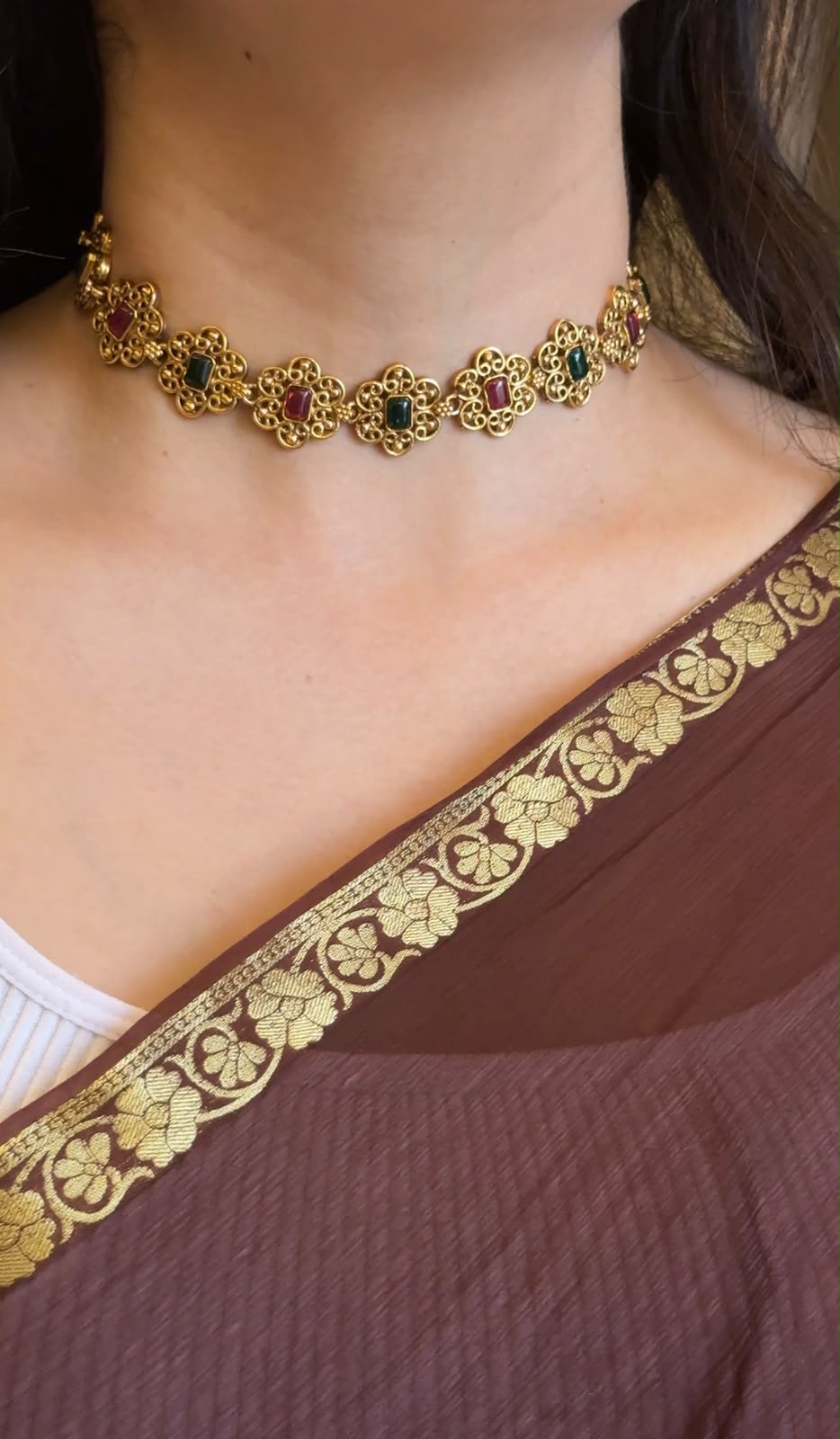 Multi floral choker with earrings