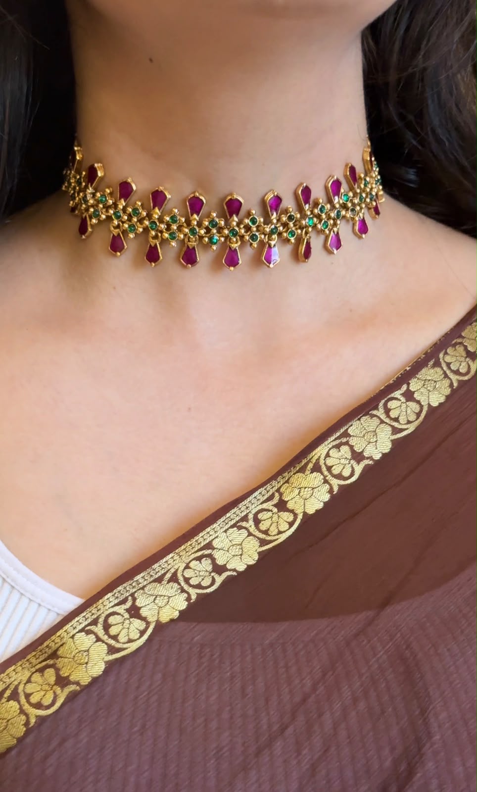 Viral Wine Palakka with Earrings